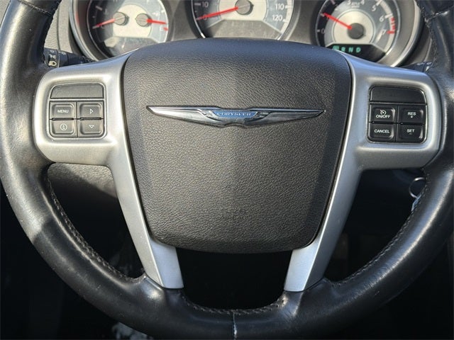 2013 Chrysler 200 Touring