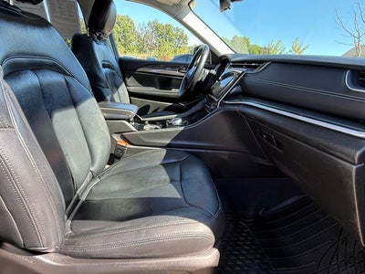 2022 Jeep Grand Cherokee L Laredo