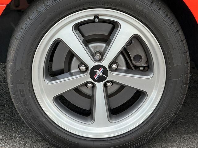 2004 Ford Mustang Mach 1 Premium