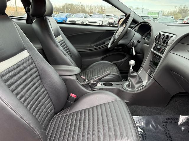 2004 Ford Mustang Mach 1 Premium