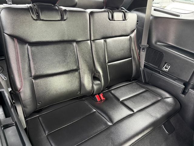 2024 Ford Explorer ST-Line