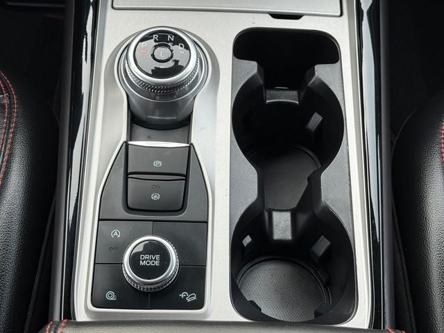 2024 Ford Explorer ST-Line