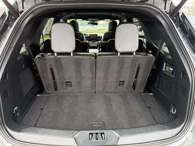 2024 Ford Explorer ST-Line
