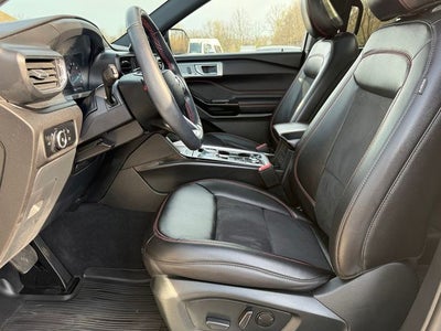 2024 Ford Explorer ST-Line