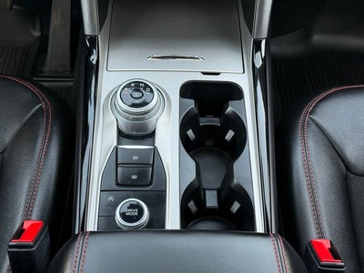 2024 Ford Explorer ST-Line