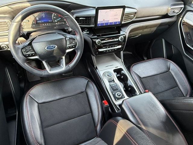 2024 Ford Explorer ST-Line