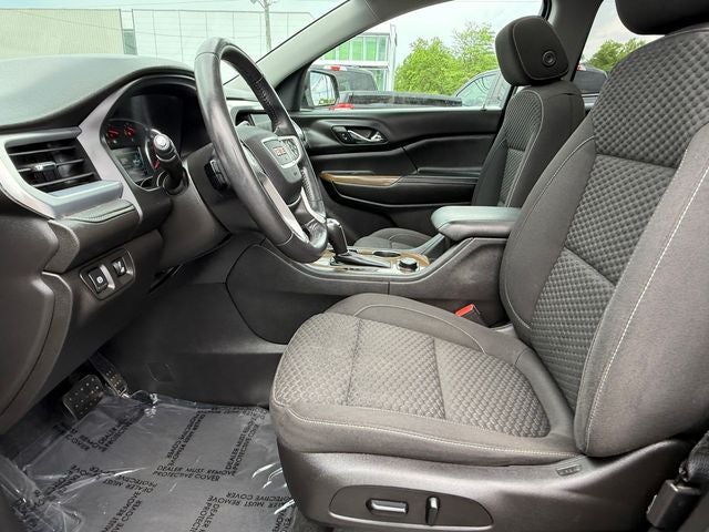 2018 GMC Acadia SLE-2