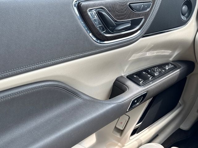 2020 Lincoln Continental Standard