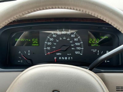 2002 Lincoln Town Car Executive