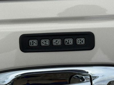 2002 Lincoln Town Car Executive