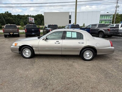 2002 Lincoln Town Car Executive