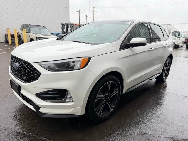 2020 Ford Edge ST