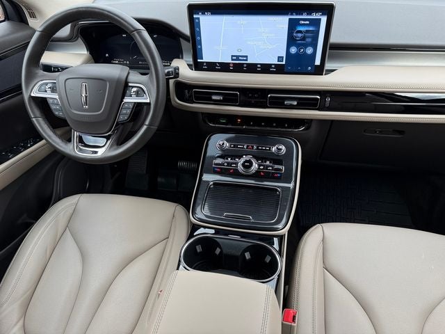 2023 Lincoln Nautilus Standard