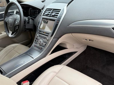 2017 Lincoln MKZ Premiere