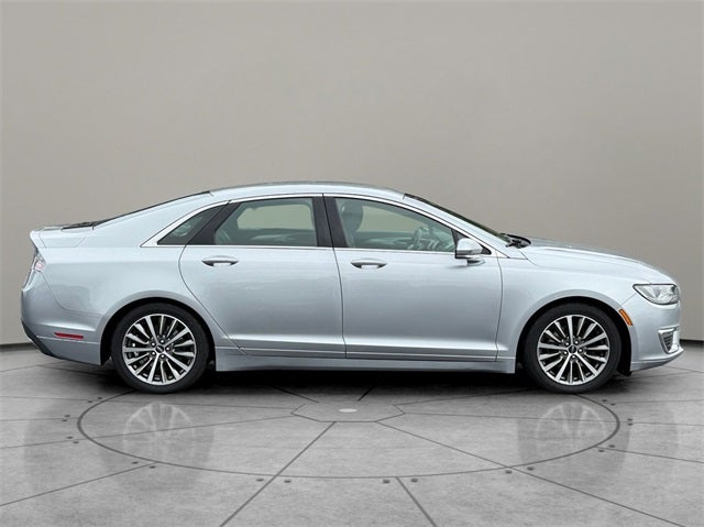 2020 Lincoln MKZ Standard