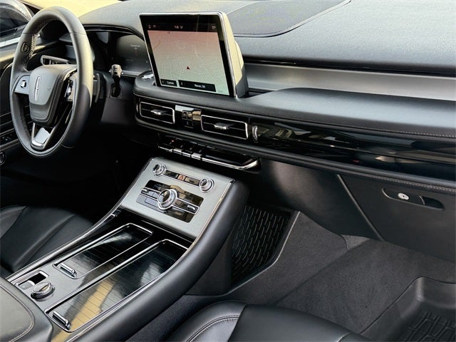 2023 Lincoln Aviator Standard