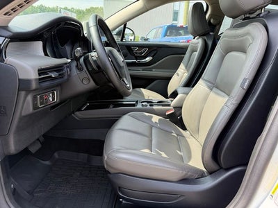 2025 Lincoln Corsair Premiere