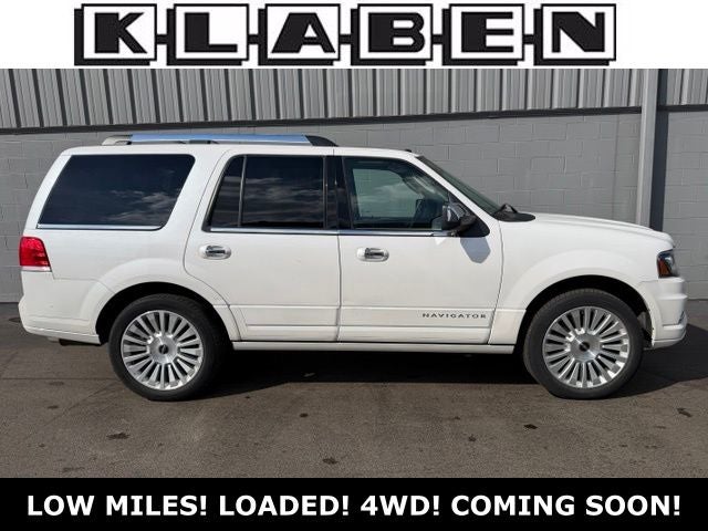 2016 Lincoln Navigator Select