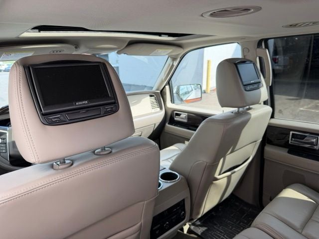 2016 Lincoln Navigator Select