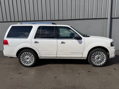 2016 Lincoln Navigator Select