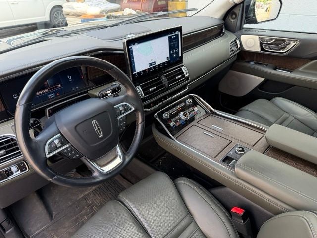 2023 Lincoln Navigator Black Label
