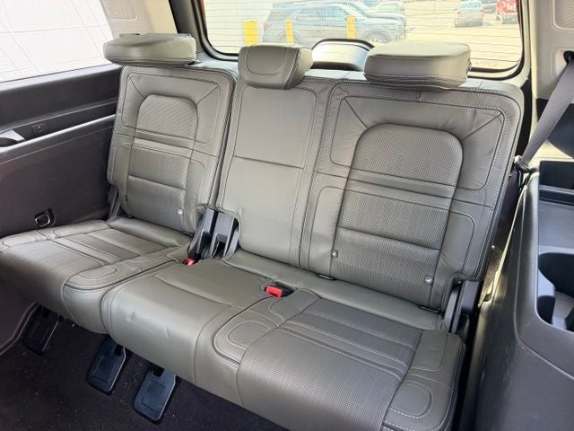 2023 Lincoln Navigator Black Label