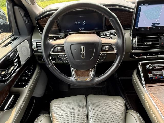 2023 Lincoln Navigator Black Label