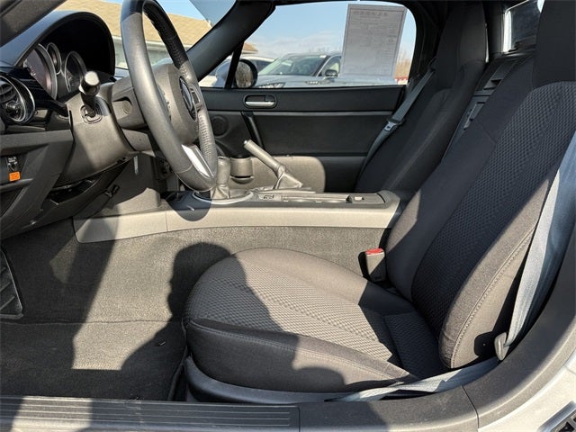 2006 Mazda Mazda Miata Base