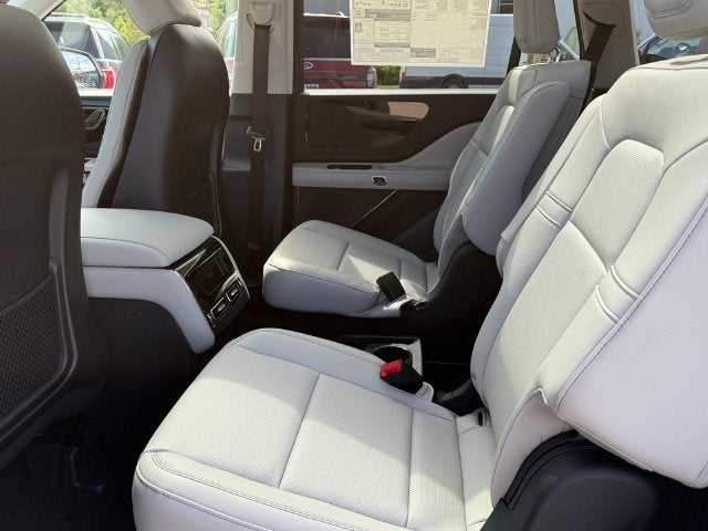 2027 Lincoln Aviator Premiere