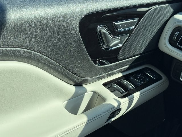 2027 Lincoln Aviator Premiere