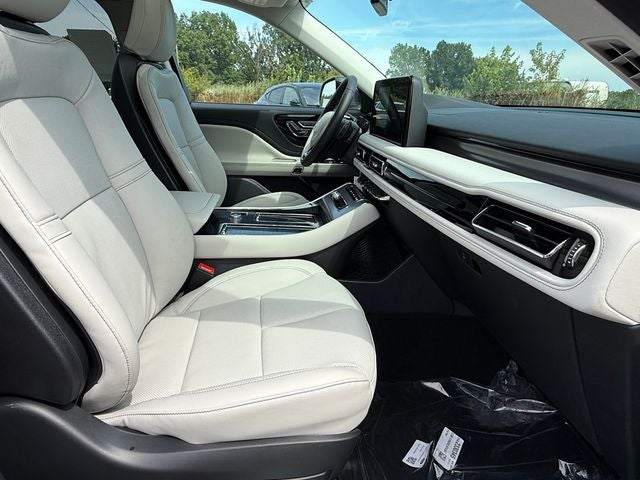 2027 Lincoln Aviator Premiere