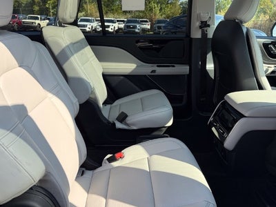 2027 Lincoln Aviator Premiere