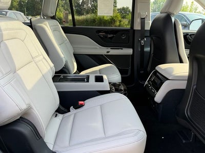 2027 Lincoln Aviator Reserve
