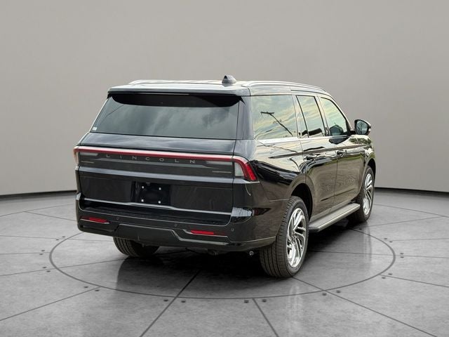 2026 Lincoln Navigator Premiere - Photo 11