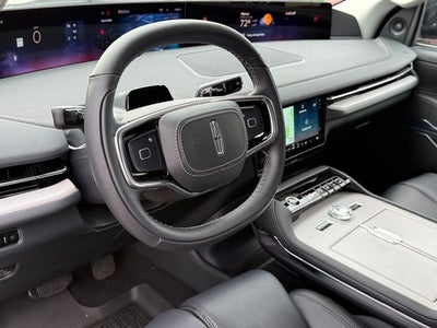 2026 Lincoln Navigator Premiere
