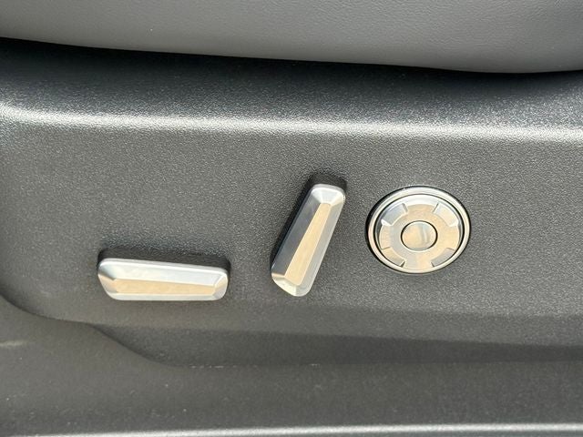 2026 Lincoln Navigator Premiere