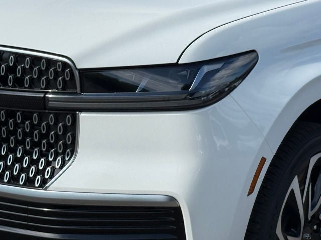 2027 Lincoln Navigator L Reserve