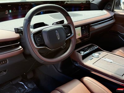 2027 Lincoln Navigator L Reserve