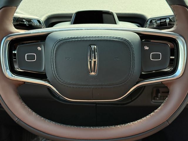 2027 Lincoln Navigator L Reserve