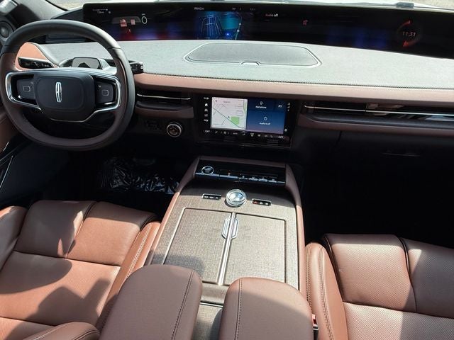 2027 Lincoln Navigator L Reserve