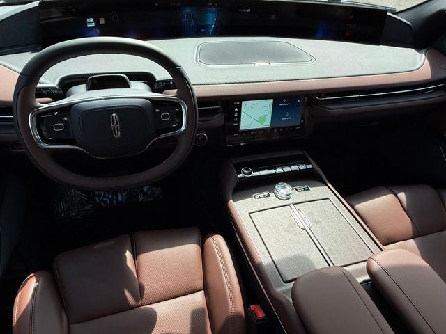 2027 Lincoln Navigator L Reserve