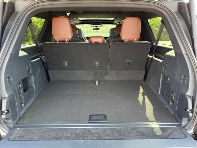 2027 Lincoln Navigator L Reserve