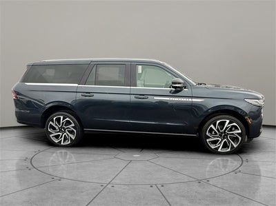 2026 Lincoln Navigator L Reserve