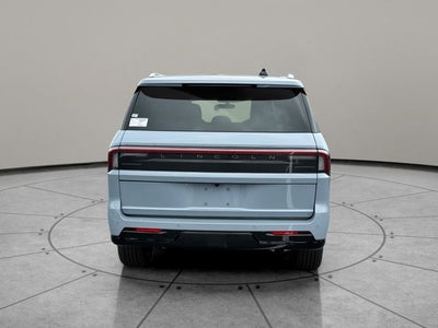 2027 Lincoln Navigator L Reserve
