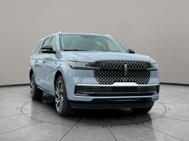 2027 Lincoln Navigator L Reserve