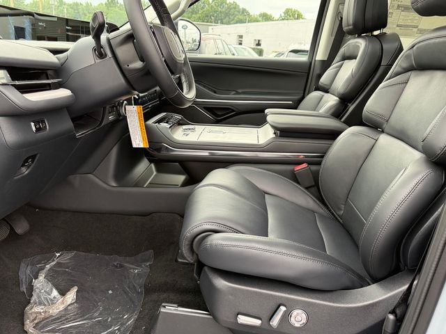 2027 Lincoln Navigator L Reserve