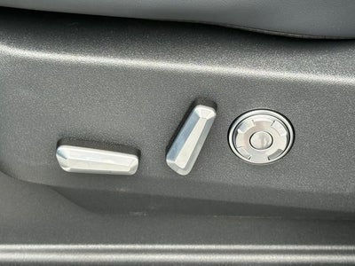 2027 Lincoln Navigator L Reserve