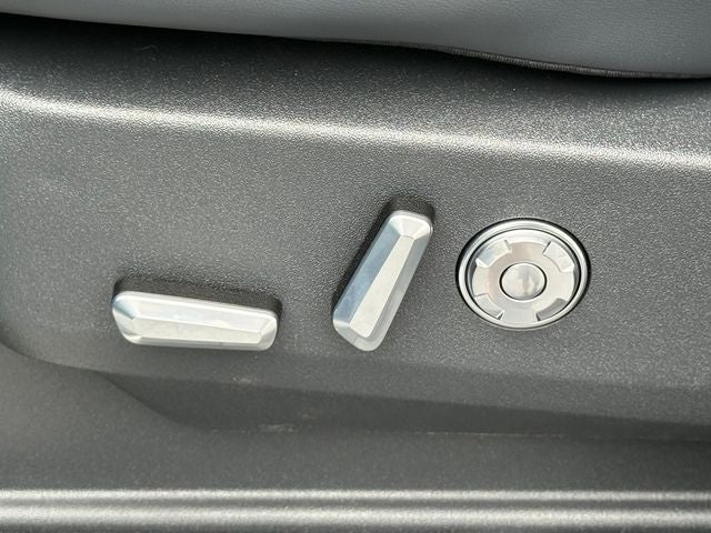 2027 Lincoln Navigator L Reserve