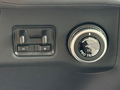 2027 Lincoln Navigator L Reserve