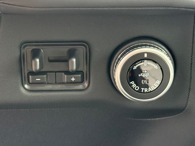 2027 Lincoln Navigator L Reserve